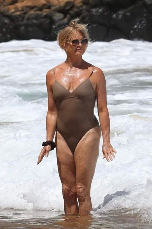 Reason for Gossiping: Goldie Hawn, 78, Shares Vacation Photos in a Swimsuit