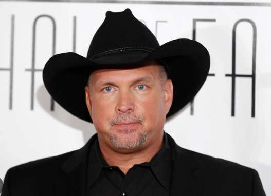 Garth Brooks’ friends fear for singer’s life amid latest rumors