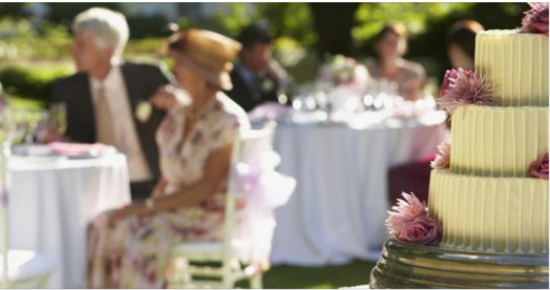 Woman sends list of rules to wedding guests – soon a lot of them start cancelling