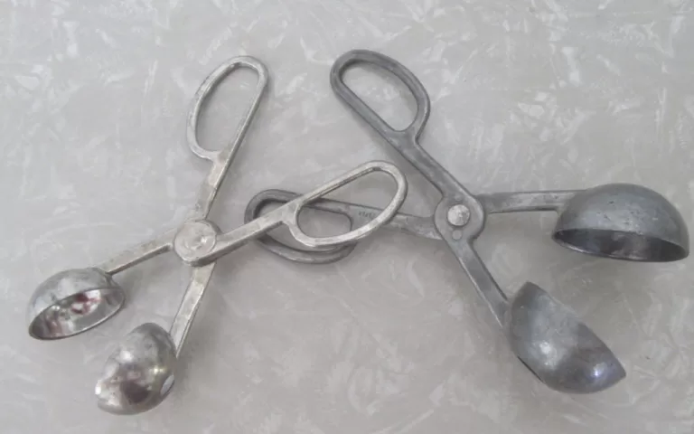 Do You Recognize this Vintage Kitchen Tool?